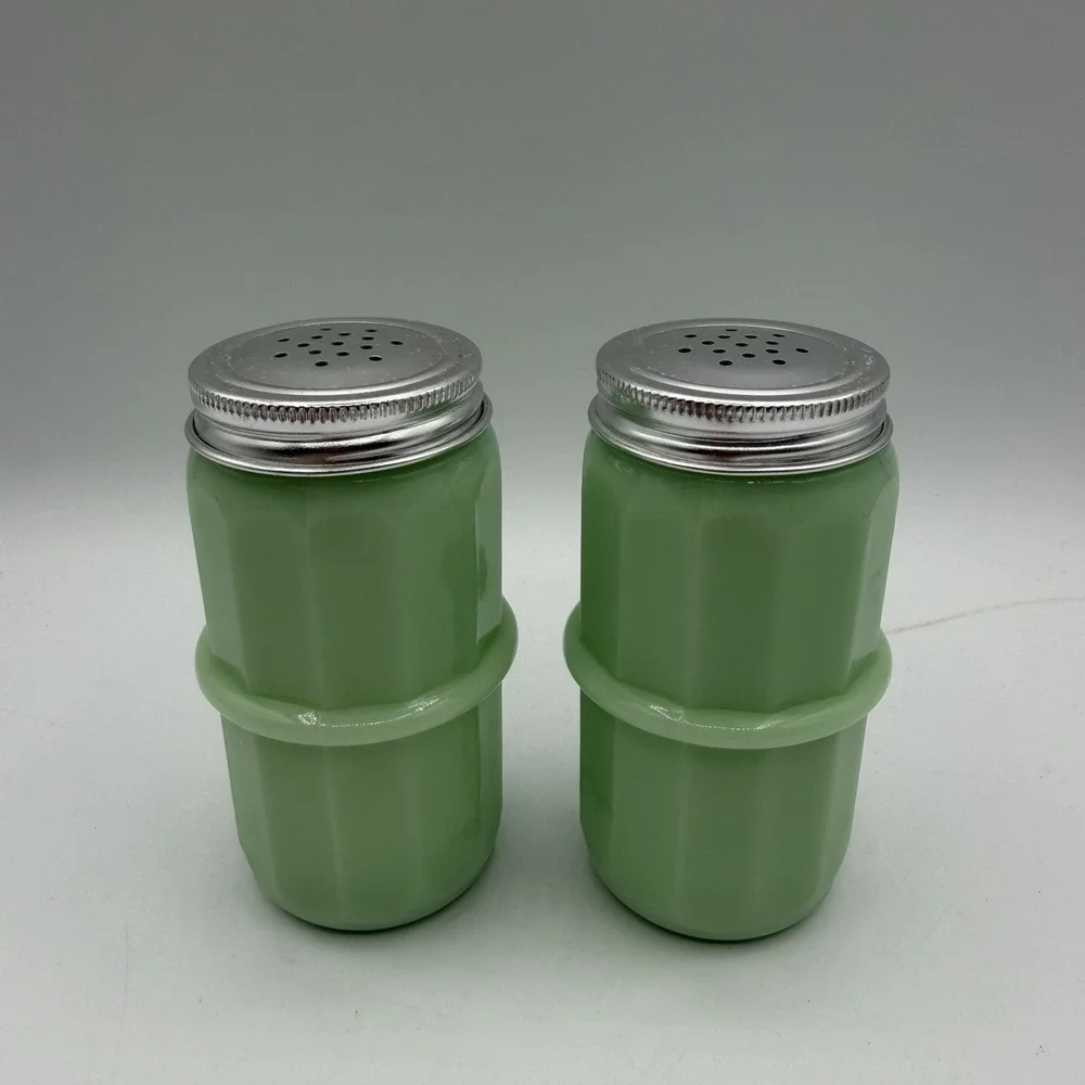 Pair of Jadeite Salt‎ & Pepper Shakers Barrel Shaped Paneled w/ Aluminium Lids